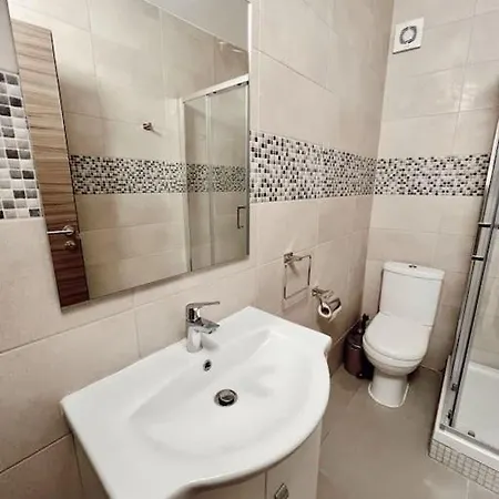 New, Ultra Comfy, Flat * Msida