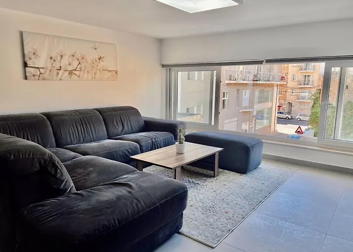 New, Ultra Comfy, Flat Apartment *